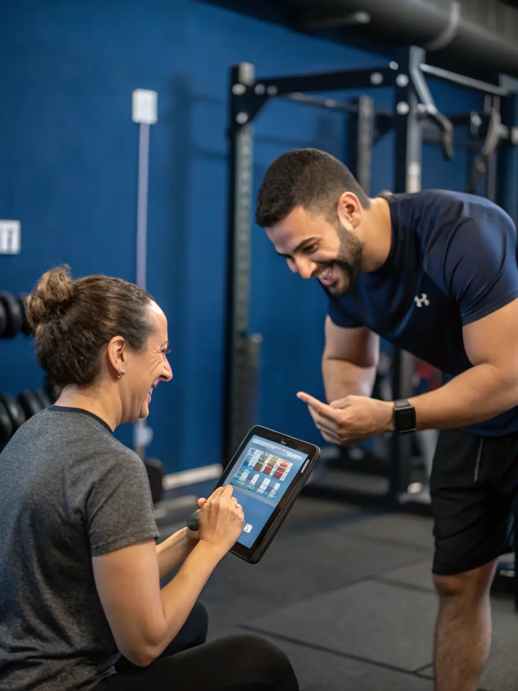 A personalized training plan displayed on a tablet, with annotations and adjustments made by a Laufbegleitung.ch trainer.